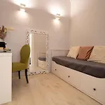 Scic House Oda ve Kahvaltı Palermo